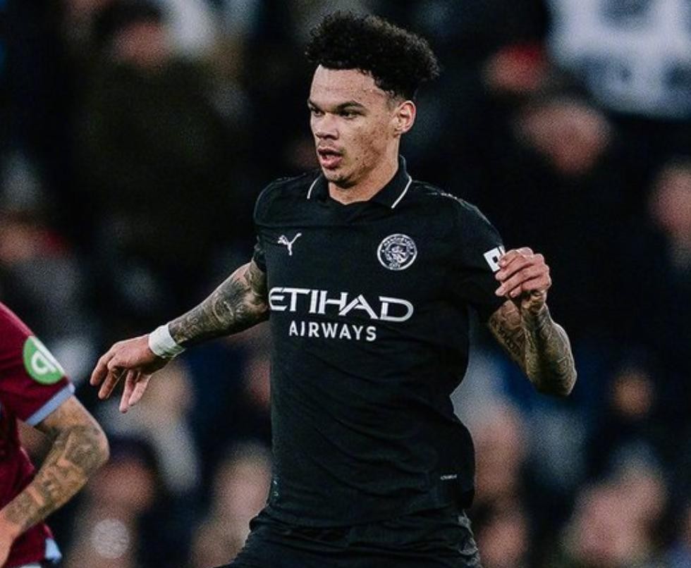 英超聯賽獎杯_英超爭冠分析_阿森納曼城積分差距