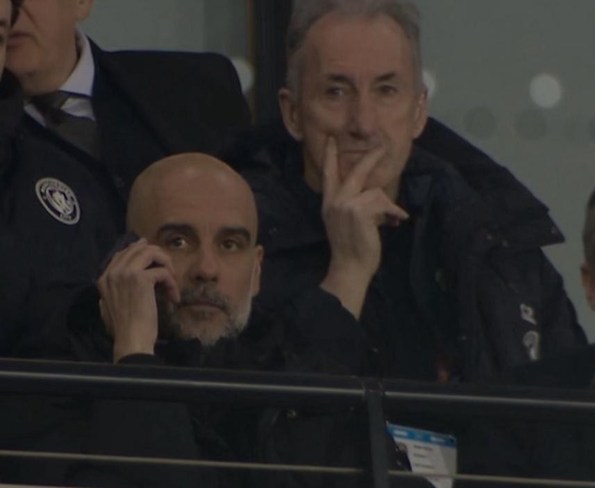 英超爭冠分析_英超聯賽獎杯_阿森納曼城積分差距