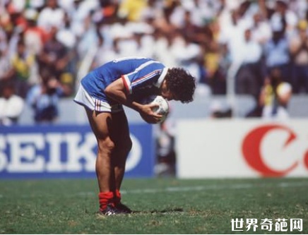 貝克漢姆紅牌門_世界杯歷史十大黑哨_世界杯十大黑哨