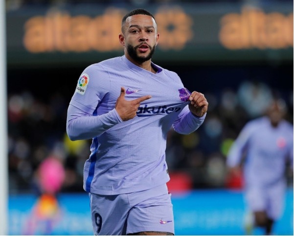 西甲聯賽巴塞羅那_皇馬積分榜領跑_巴薩客場勝利